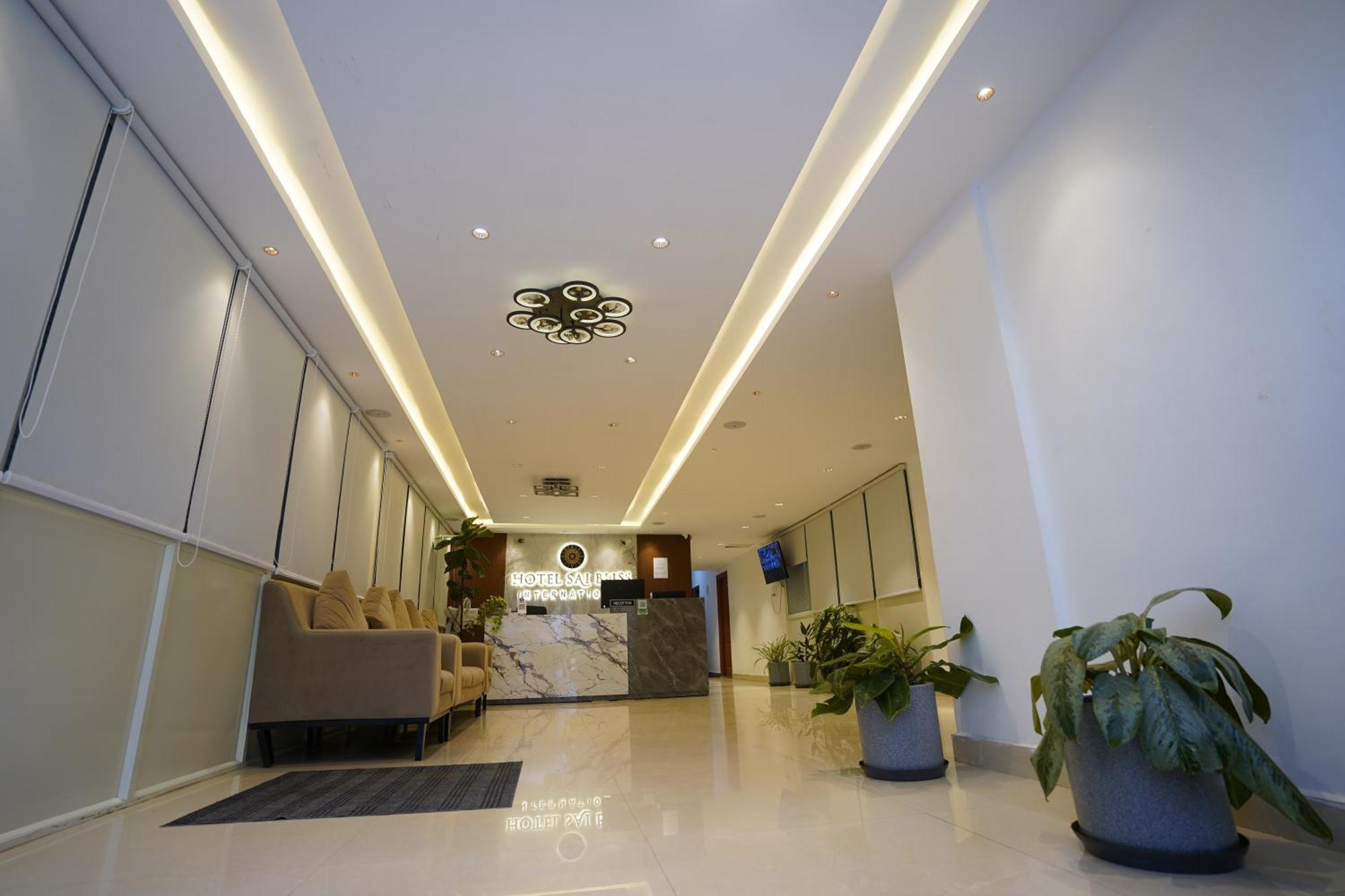 Hotel Sai Bliss Residency, Manyata Tech Park Bangalore Exterior foto