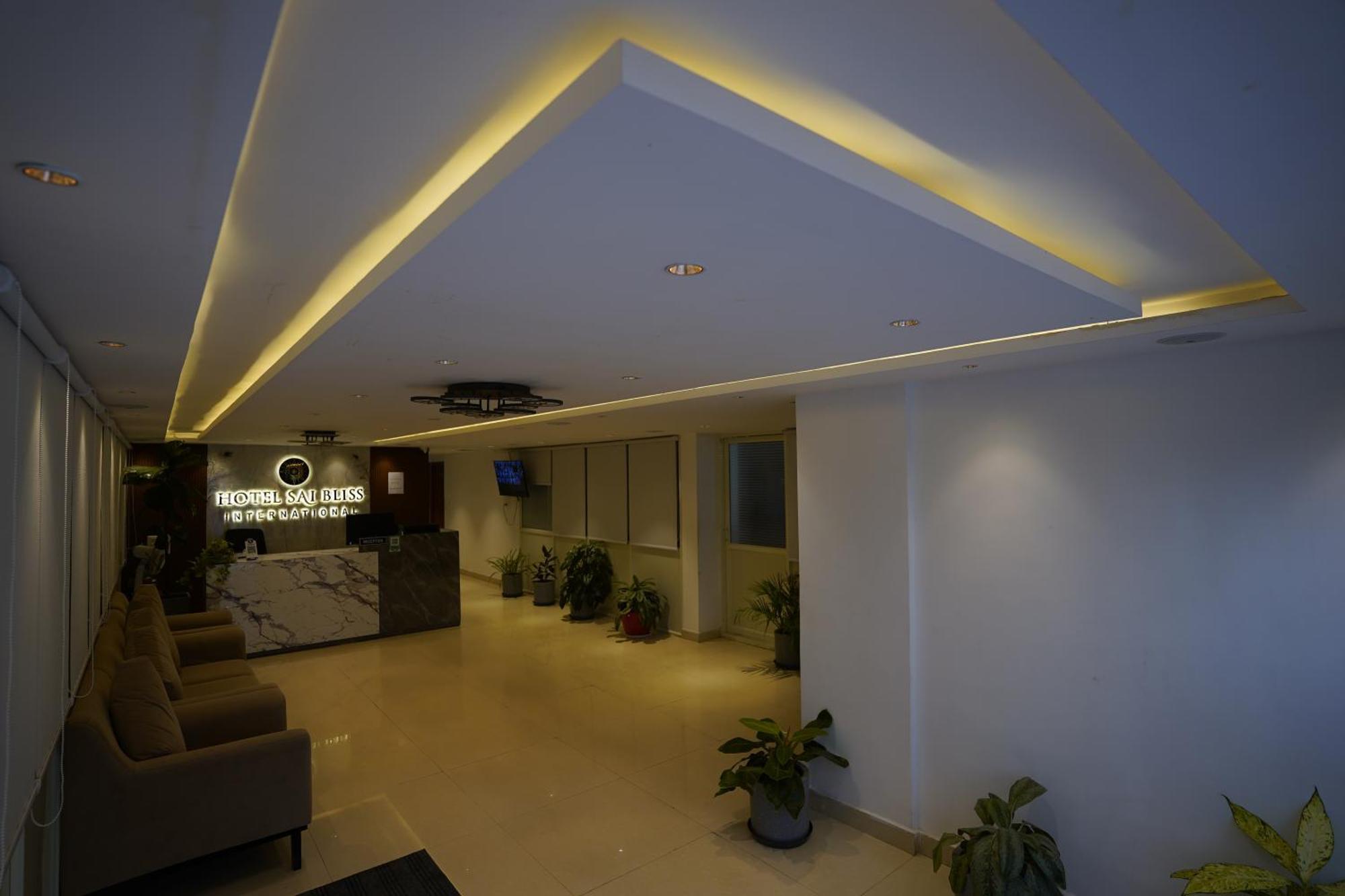 Hotel Sai Bliss Residency, Manyata Tech Park Bangalore Exterior foto