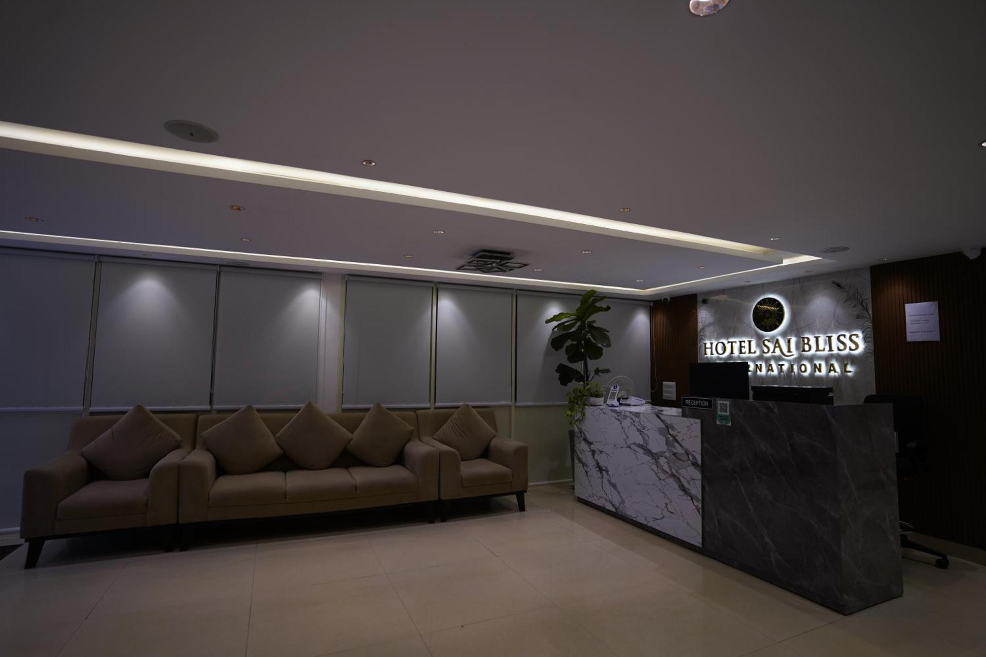 Hotel Sai Bliss Residency, Manyata Tech Park Bangalore Exterior foto